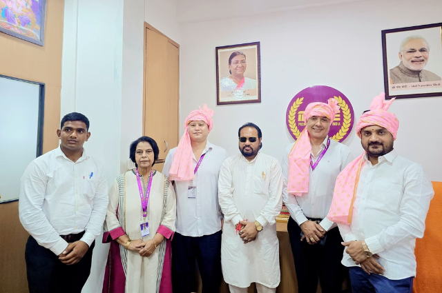 Mr. Amar Pal Gehlot, who arrived from Haryana was warmly welcomed at MSME PCI's Delhi office.